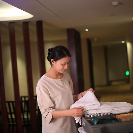 Relax Season Hotel Dongmen Shenzhen Exterior photo
